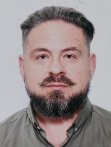 Дмитрий  Кувшинчиков  — Главный редактор радиоканала «Радио Пурга»