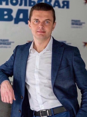 Константин Терехов  — Программный директор, главный редактор радио «Гордость»