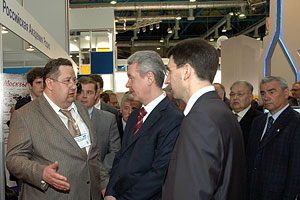 Сергей Собянин посетил стенд РАР на выставке «Связь-Экспокомм-2009»